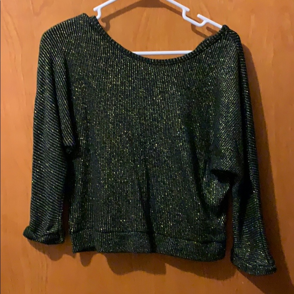 Crop top sweater